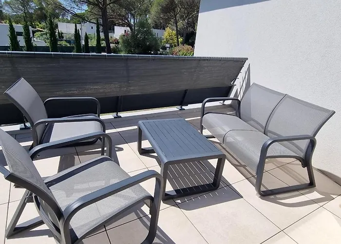 Superbe Pour 4, Climatise, Piscine Et Garage Saint-Raphael (Var)