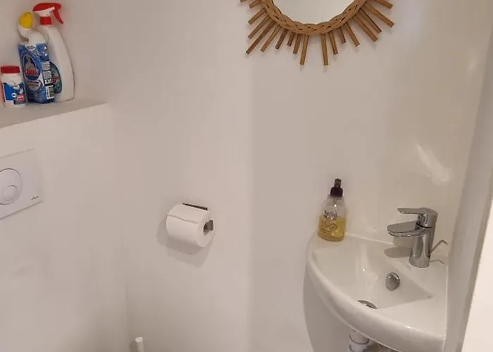 Apartment Superbe Pour 4, Climatise, Piscine Et Garage Saint-Raphael (Var)