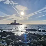 Daire Superbe Pour 4, Climatise, Piscine Et Garage Saint-Raphaël